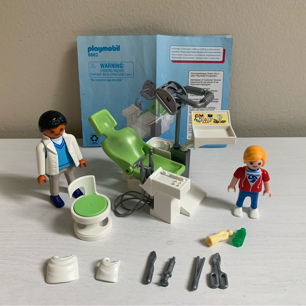 Playmobil City Life Dentist Play Set 6662 Complete
